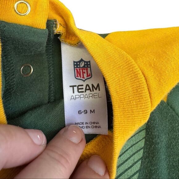NFL Green Bay Packers Baby "IT'S TIME TO PLAY Packers Football" Onsie Size 6-9M - Picture 2 of 5